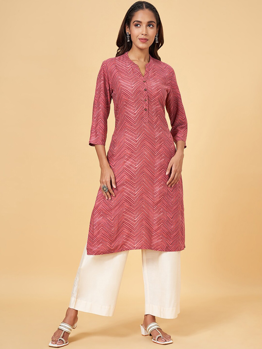 

RANGMANCH BY PANTALOONS Chevron Printed Kurta, Maroon