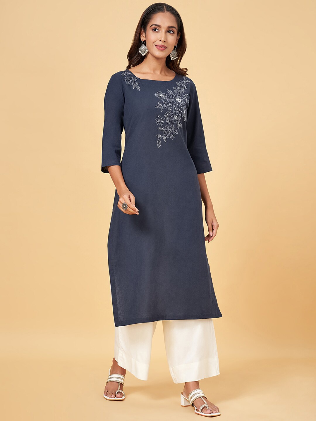 

RANGMANCH BY PANTALOONS Floral Embroidered Straight Cotton Kurta, Navy blue