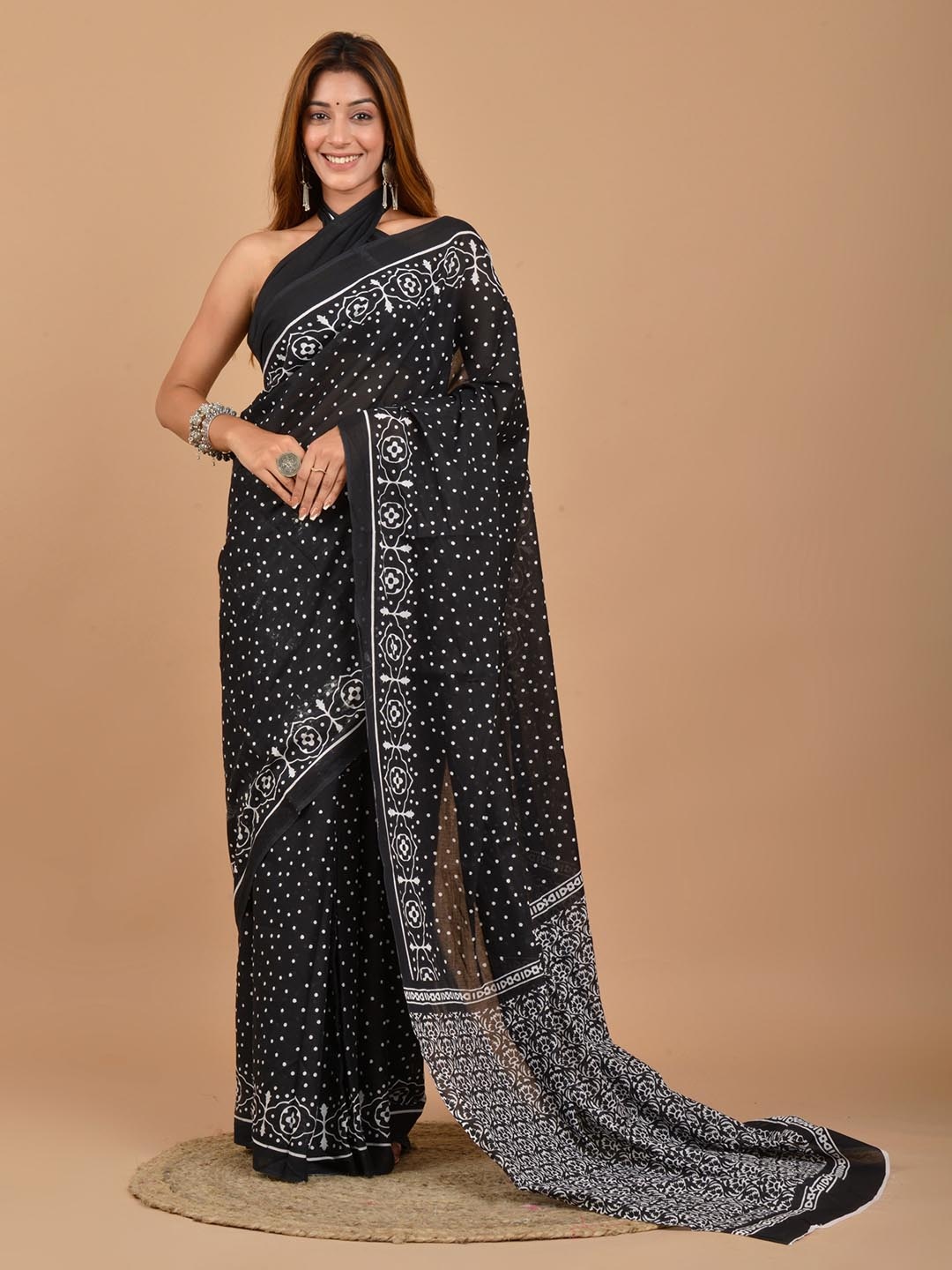 

clothonus Polka Dots Printed Pure Cotton Block Print Saree, Black