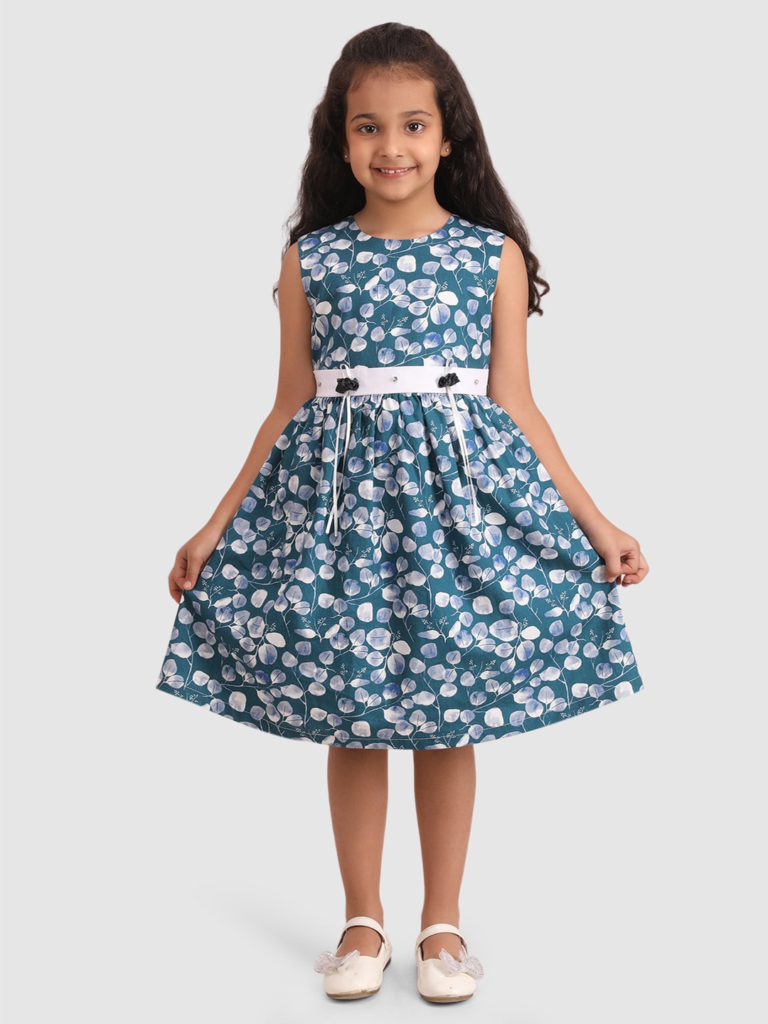 

BAESD Girls Floral Printed Round Neck Sleeveless Gathered Cotton Fit & Flare Dress, White