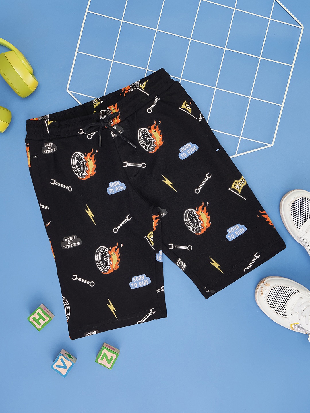 

Pantaloons Junior Boys Conversational Printed Pure Cotton Shorts, Black