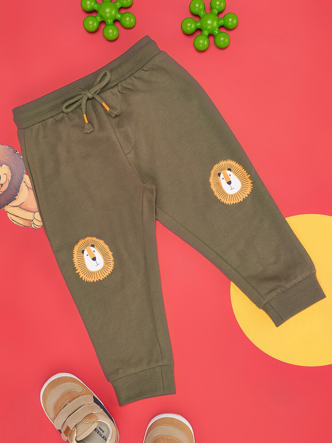 

Pantaloons Baby Infant Boys Graphic Printed Pure Cotton Joggers, Olive