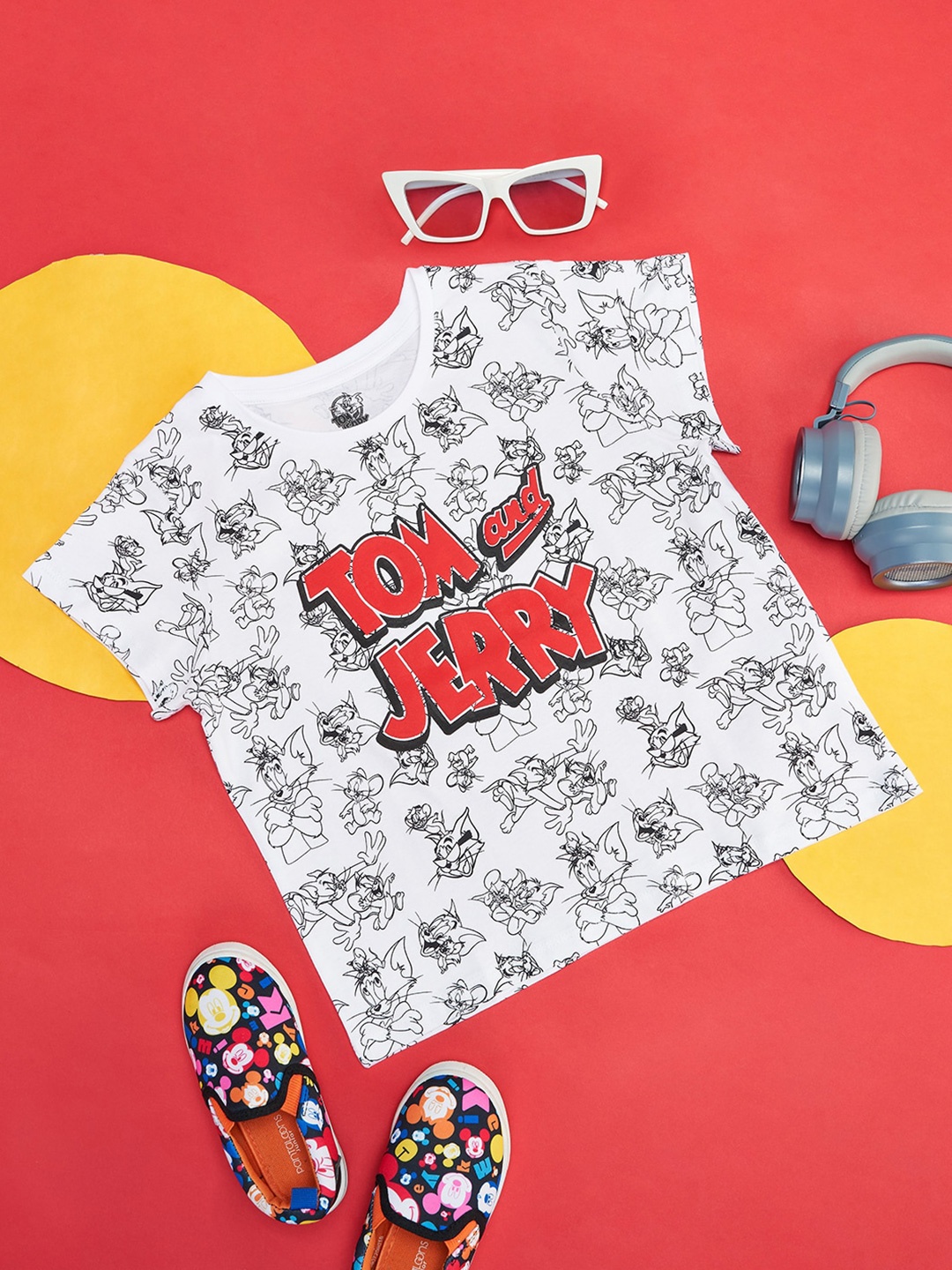

Pantaloons Junior Girls Tom & Jerry Printed Round Neck Cotton T-shirt, White