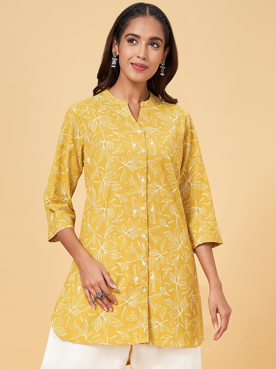 

RANGMANCH BY PANTALOONS Floral Printed Mandarin Collar Cotton Tunic, Yellow