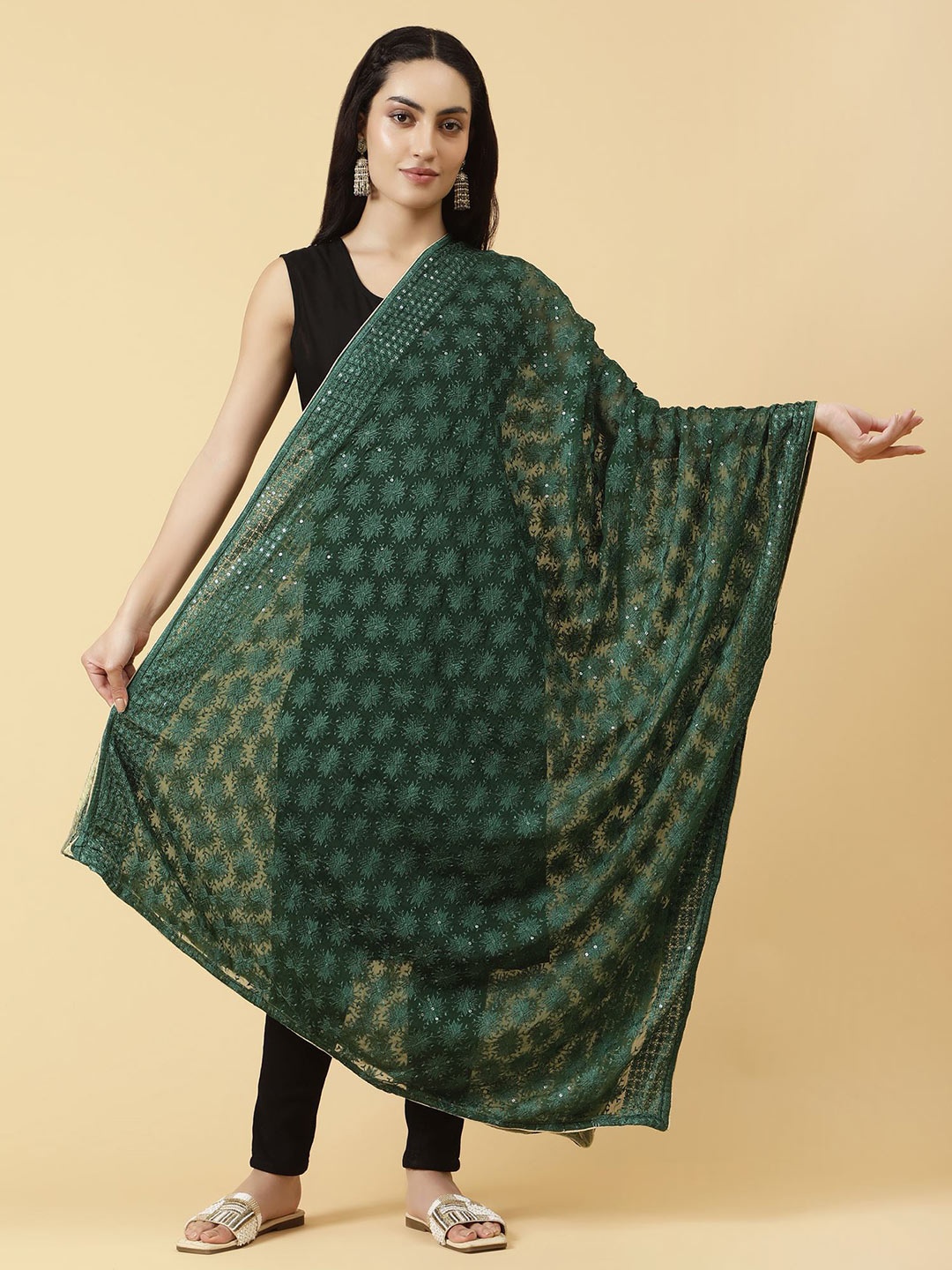 

Moda Chales Floral Embroidered Sequinned Dupatta, Green