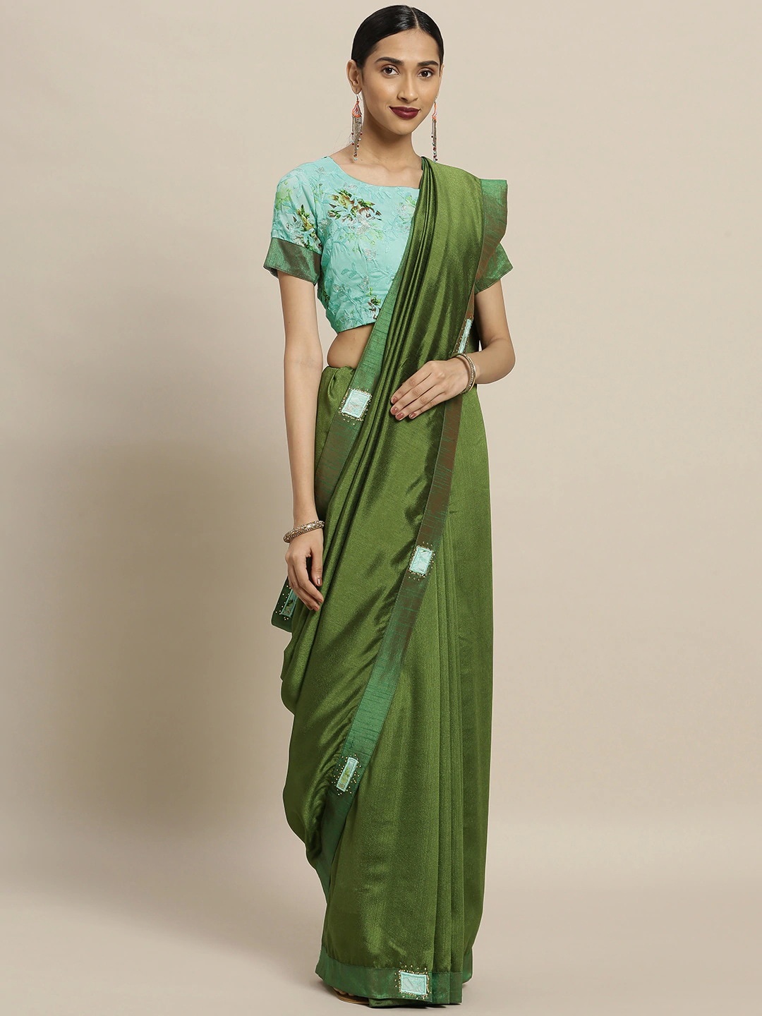 

Shaily Floral Embroidered Saree, Green