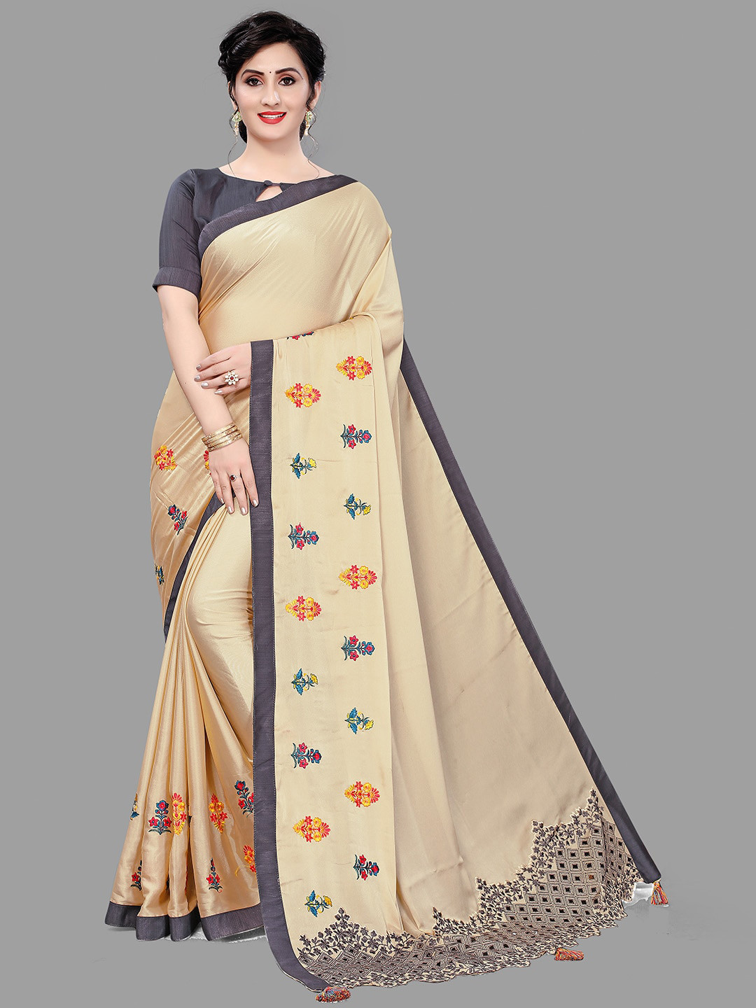 

Shaily Floral Embroidered Saree, Beige
