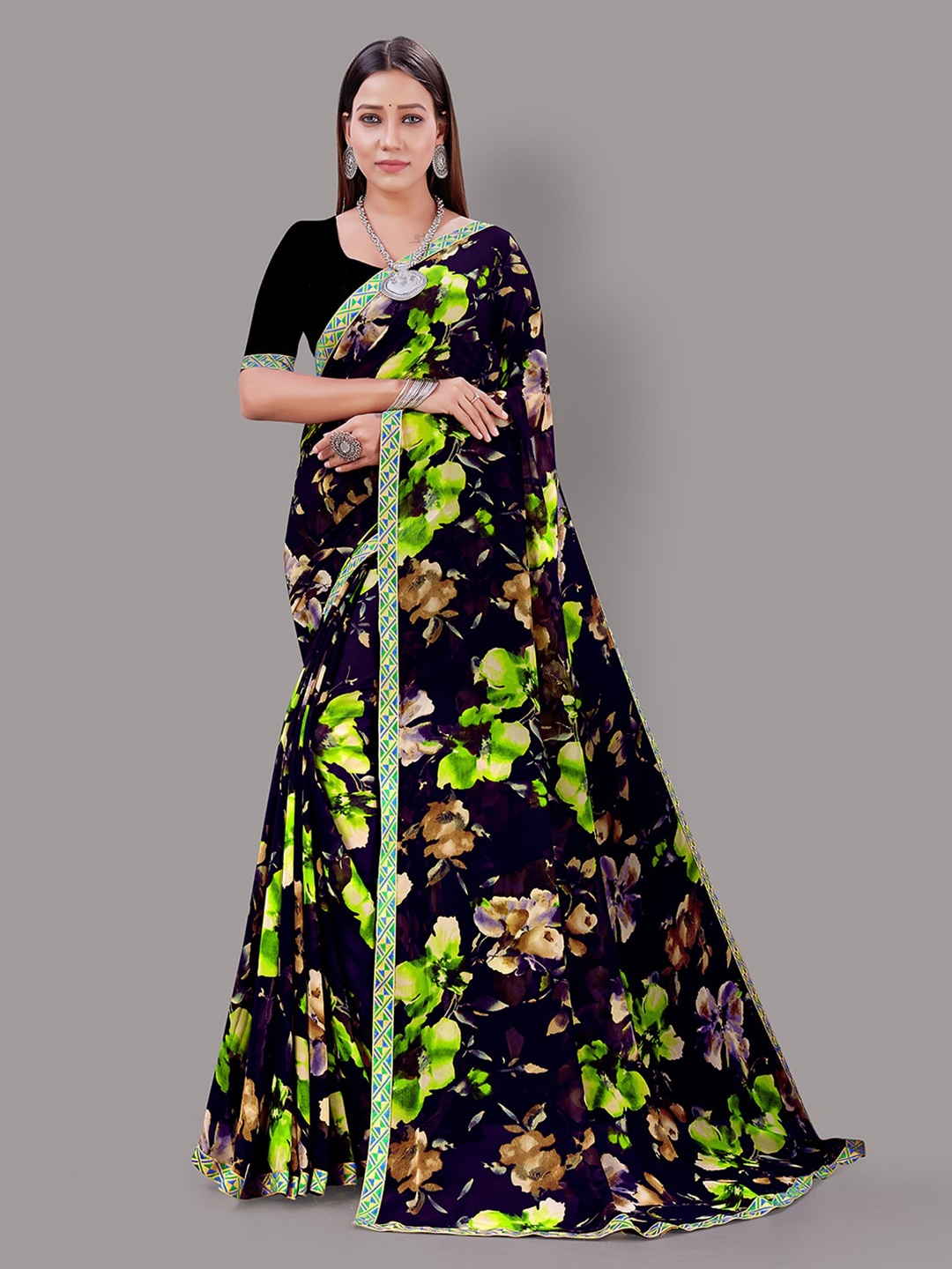 

KALINI Floral Printed Saree, Black