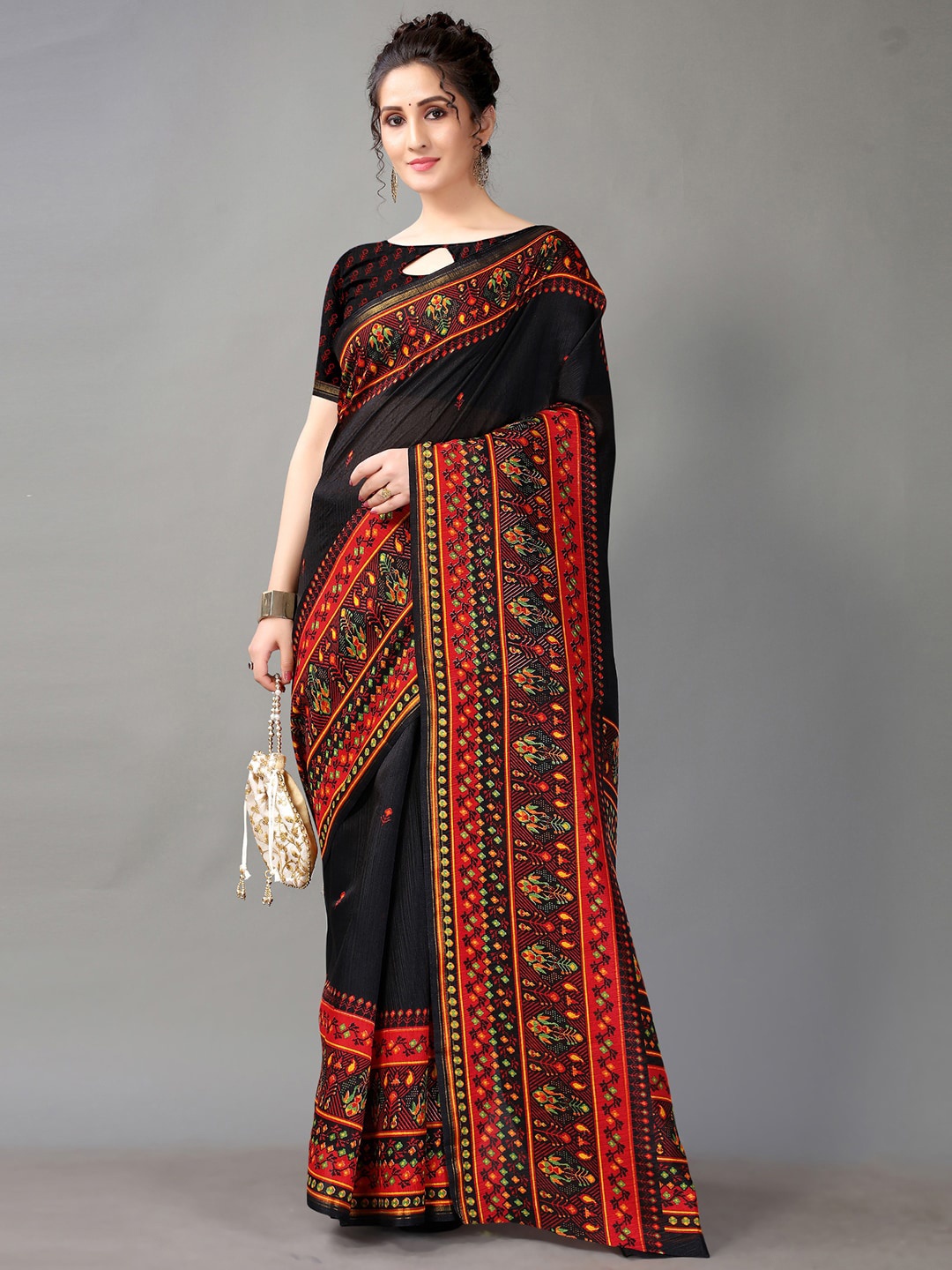 

HRITIKA Ethnic Motifs Printed Saree, Black