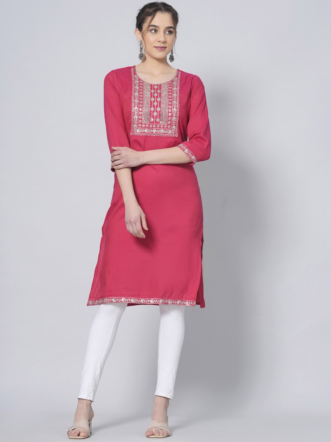 

PREKSHA Yoke Embroidered Thread Work Straight Kurta, Peach