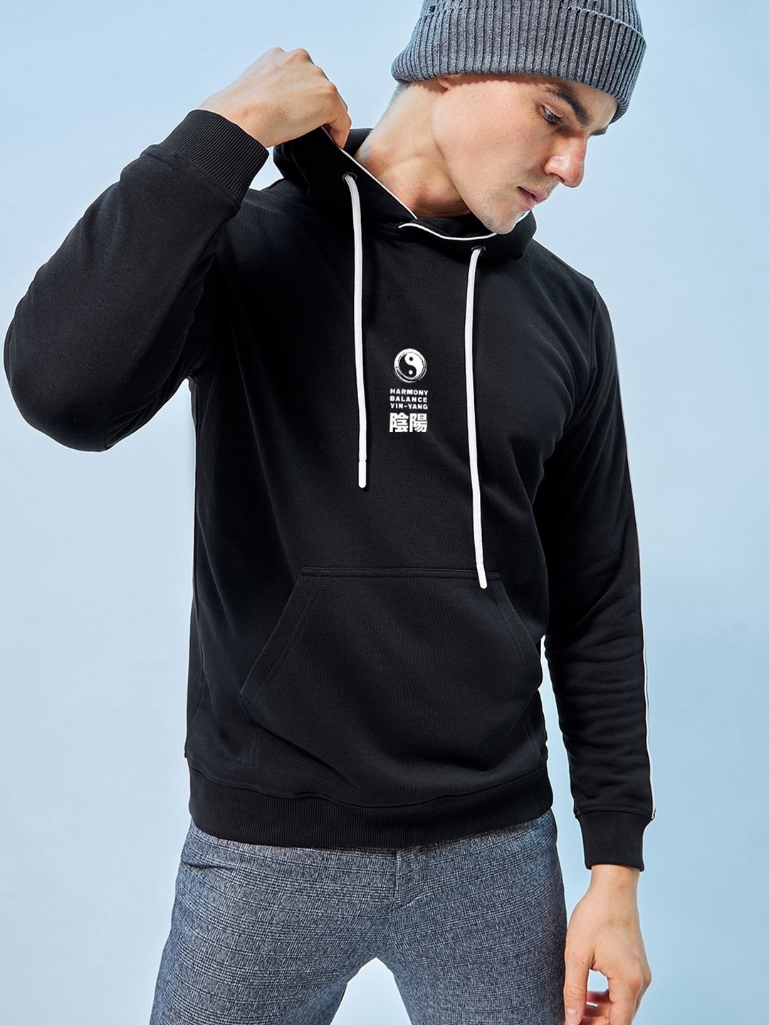 

Bewakoof Graphic Printed Cotton Hooded Kangaroo Pocket Pullover Sweatshirt, Black