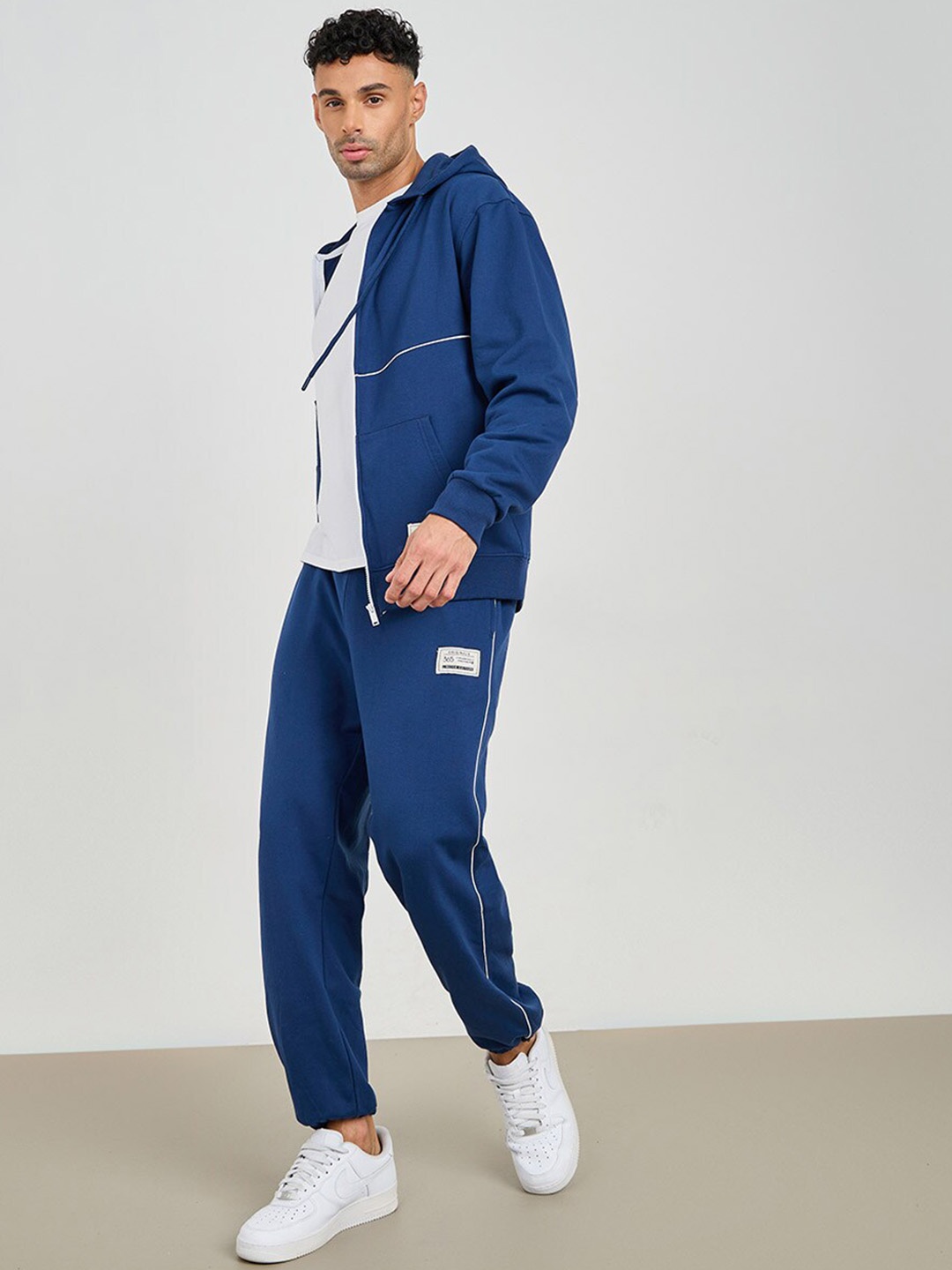 

Styli Men Navy Blue Contrast Piping Detail Zip Through Fleece Tracksuit