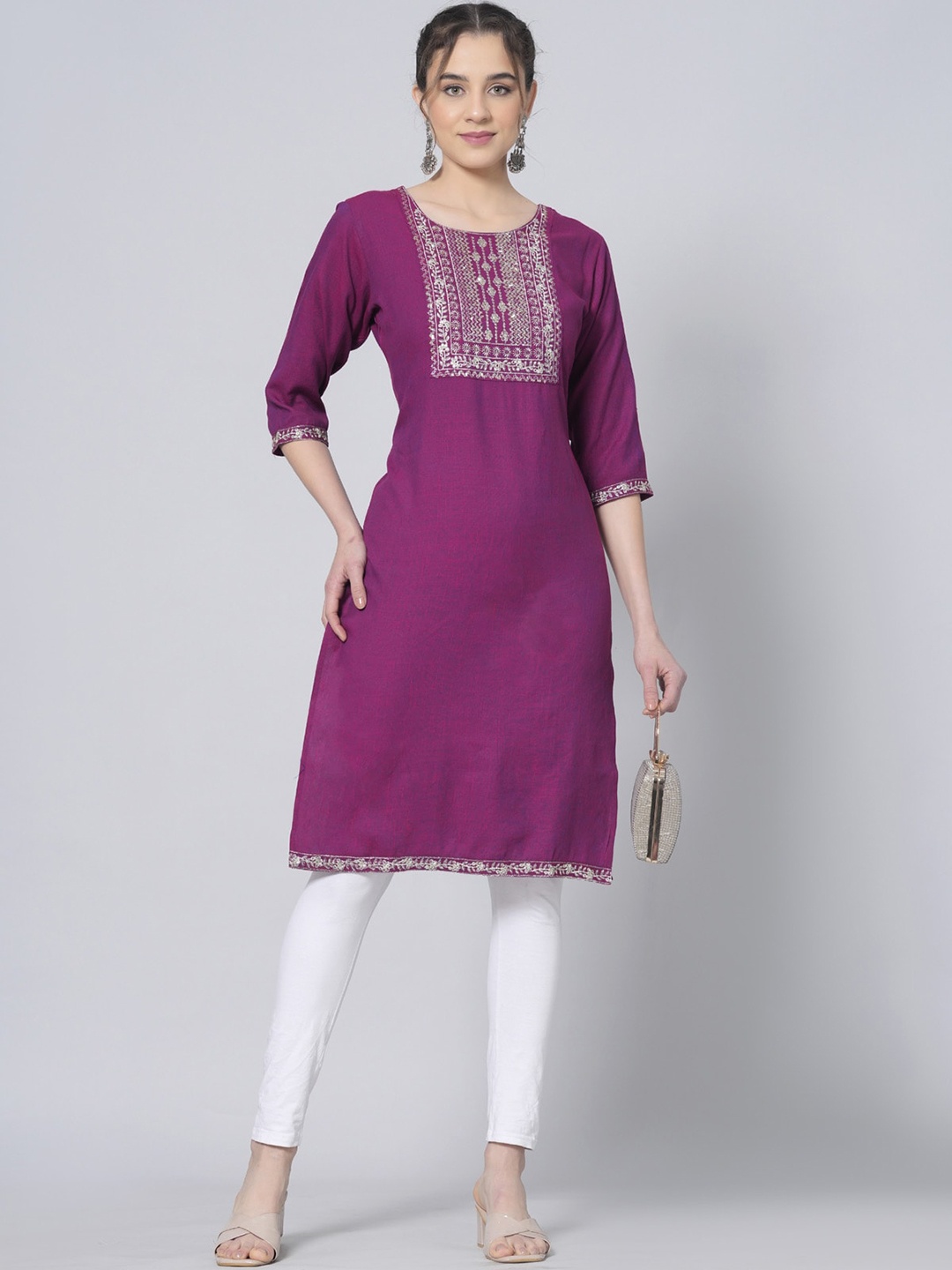 

BAESD Embroidered Round Neck Thread Work Straight Kurta, Purple