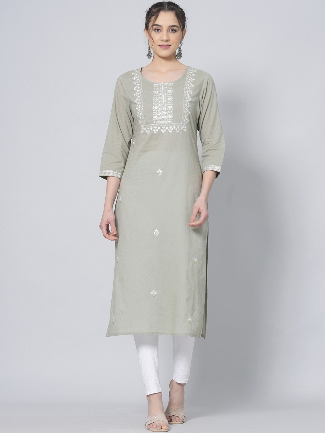 

BAESD Ethnic Motifs Embroidered Thread Work Detailed Cotton Straight Kurta, Green