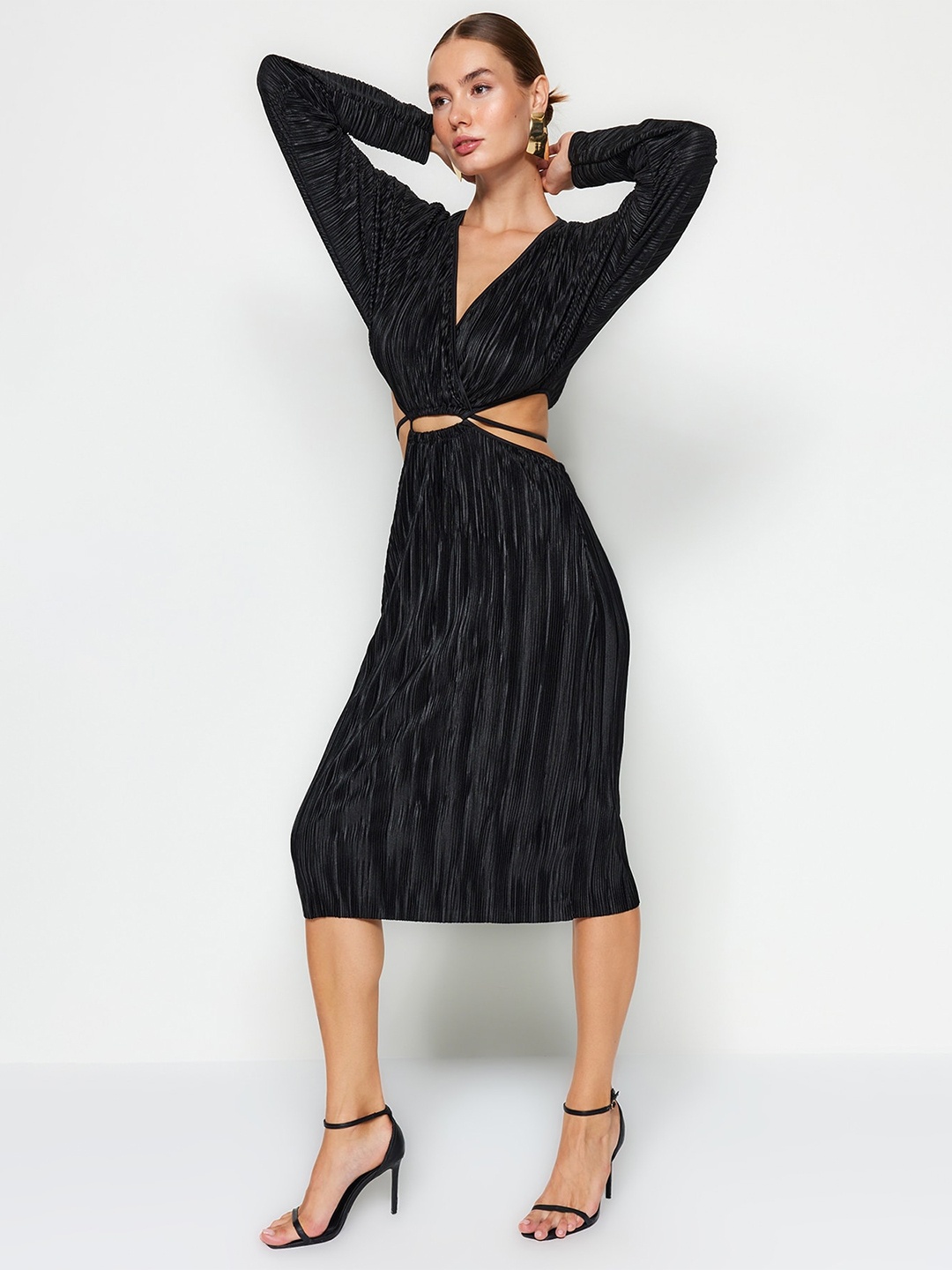

Trendyol V Neck Long Sleeves Midi Sheath Dress, Na