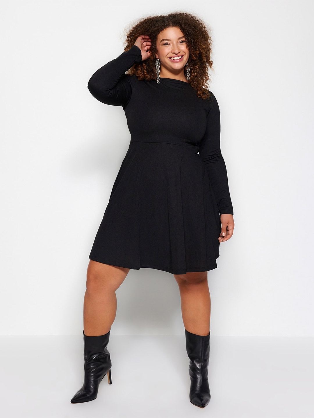 

Trendyol Boat Neck Fit & Flare Dress, Black