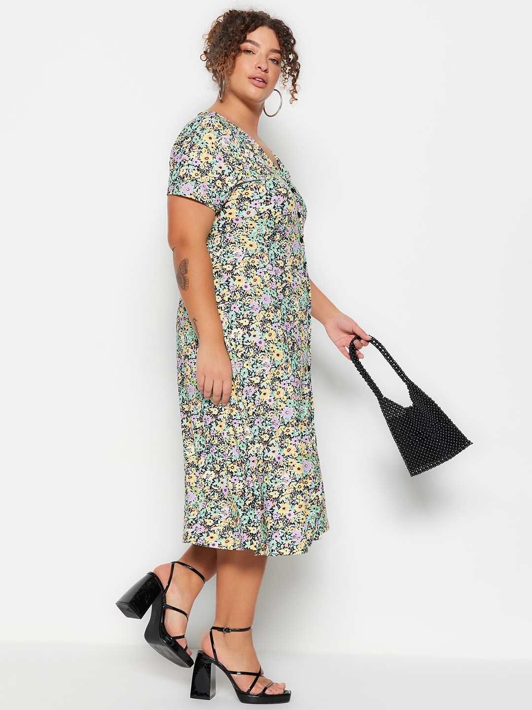 

Trendyol Floral Printed A-Line Midi Dress, Navy blue