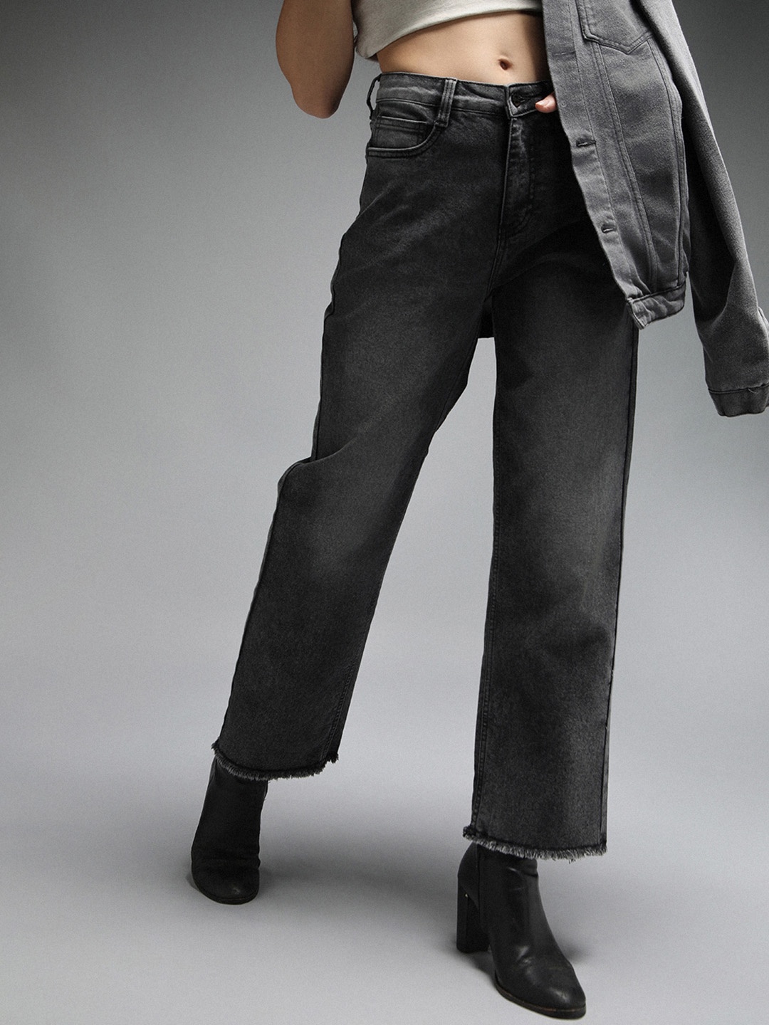

High Star Women Straight Fit High-Rise Light Fade Clean Look Stretchable Jeans, Black