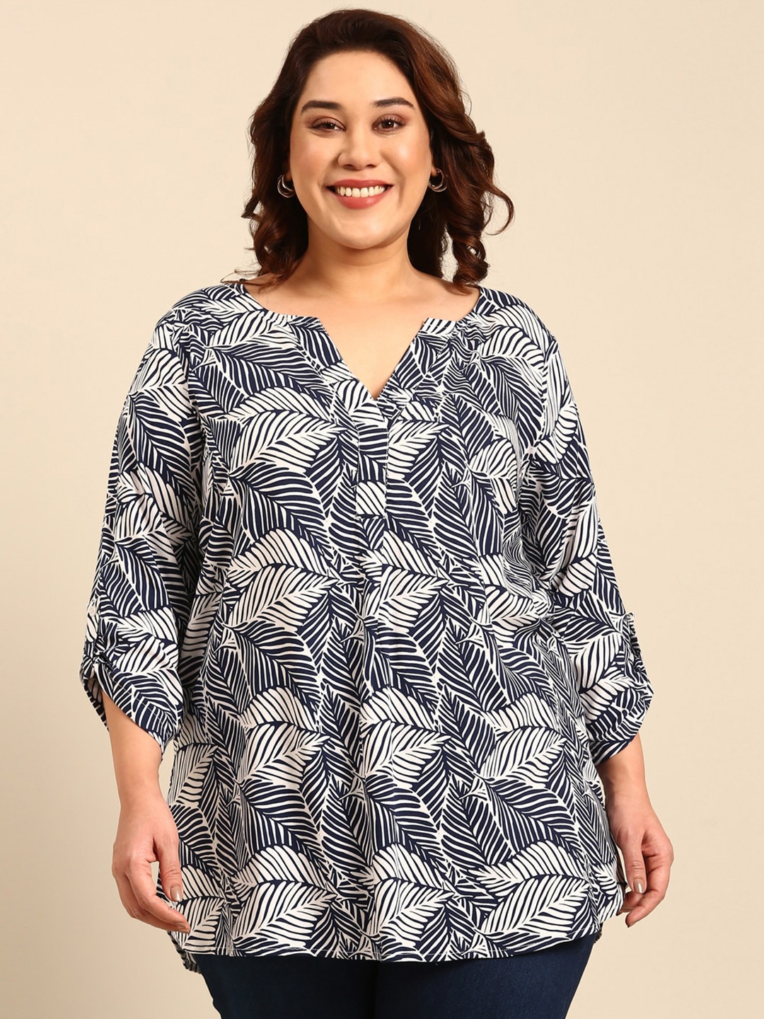 

The Pink Moon Plus Size Tropical Printed Notch Neck A-Line Top, Navy blue