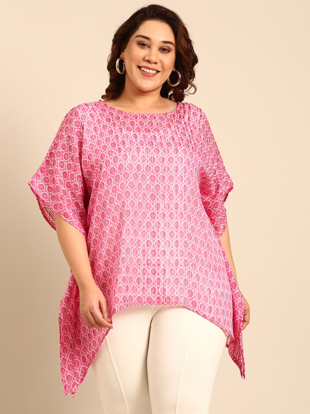 

The Pink Moon Plus Size Ethnic Motifs Print Kimono Sleeve Georgette Kaftan Top