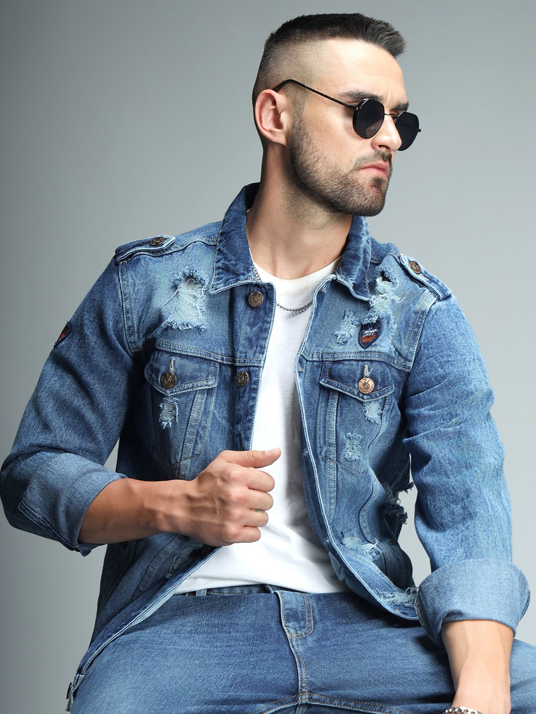 

High Star Washed Spread Collar Long Sleeves Shoulder Tabs Denim Jacket, Blue