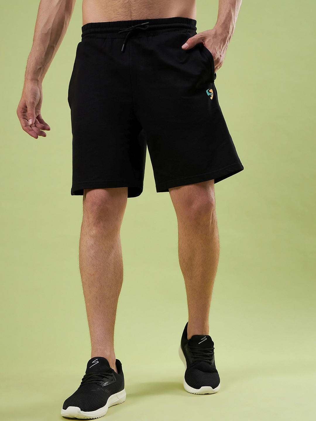 

UNPAR Men Mid-Rise Rapid-Dry Sports Shorts, Black