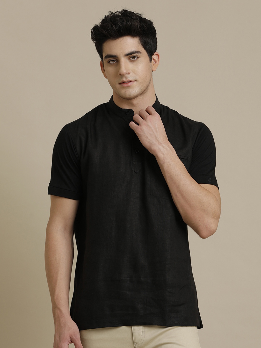 

Linen Club Men Mandarin Collar Linen Antimicrobial Pockets T-shirt, Black