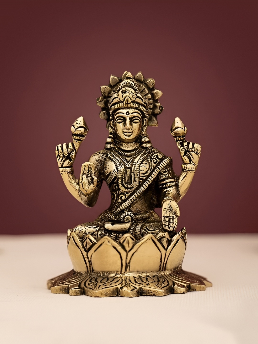 

krishnagallery1 Gold-Toned Godesses Lakshmi Idol Brass Showpiece