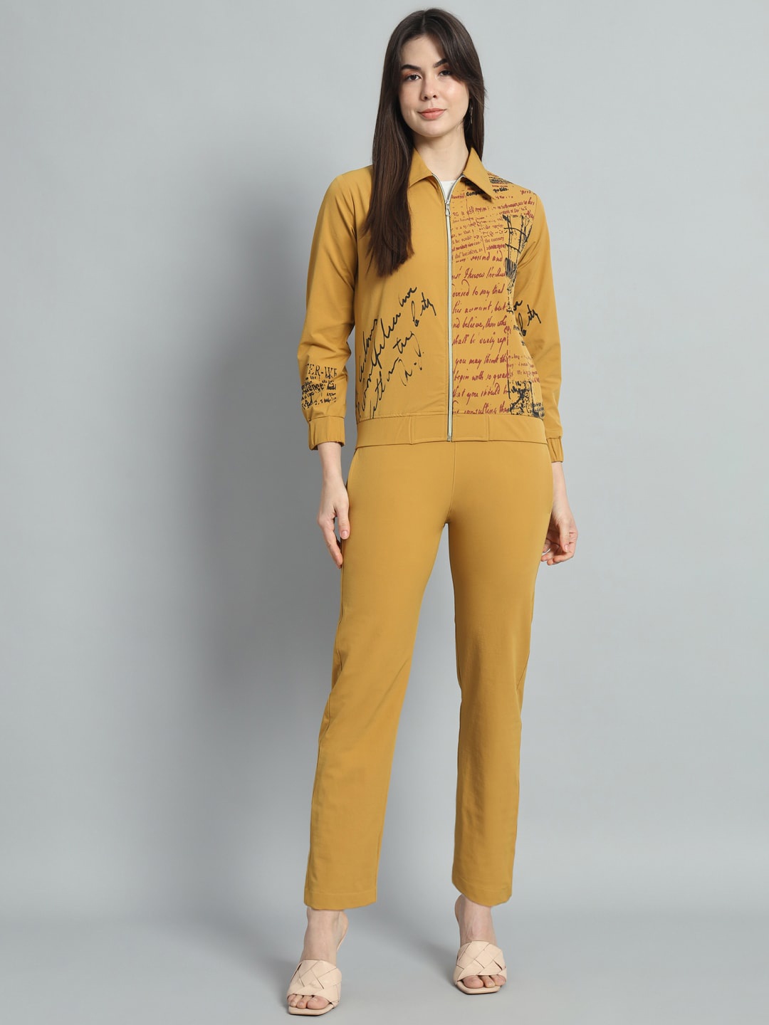 

NEWD Typography Printed Sweatshirt & Trousers, Yellow