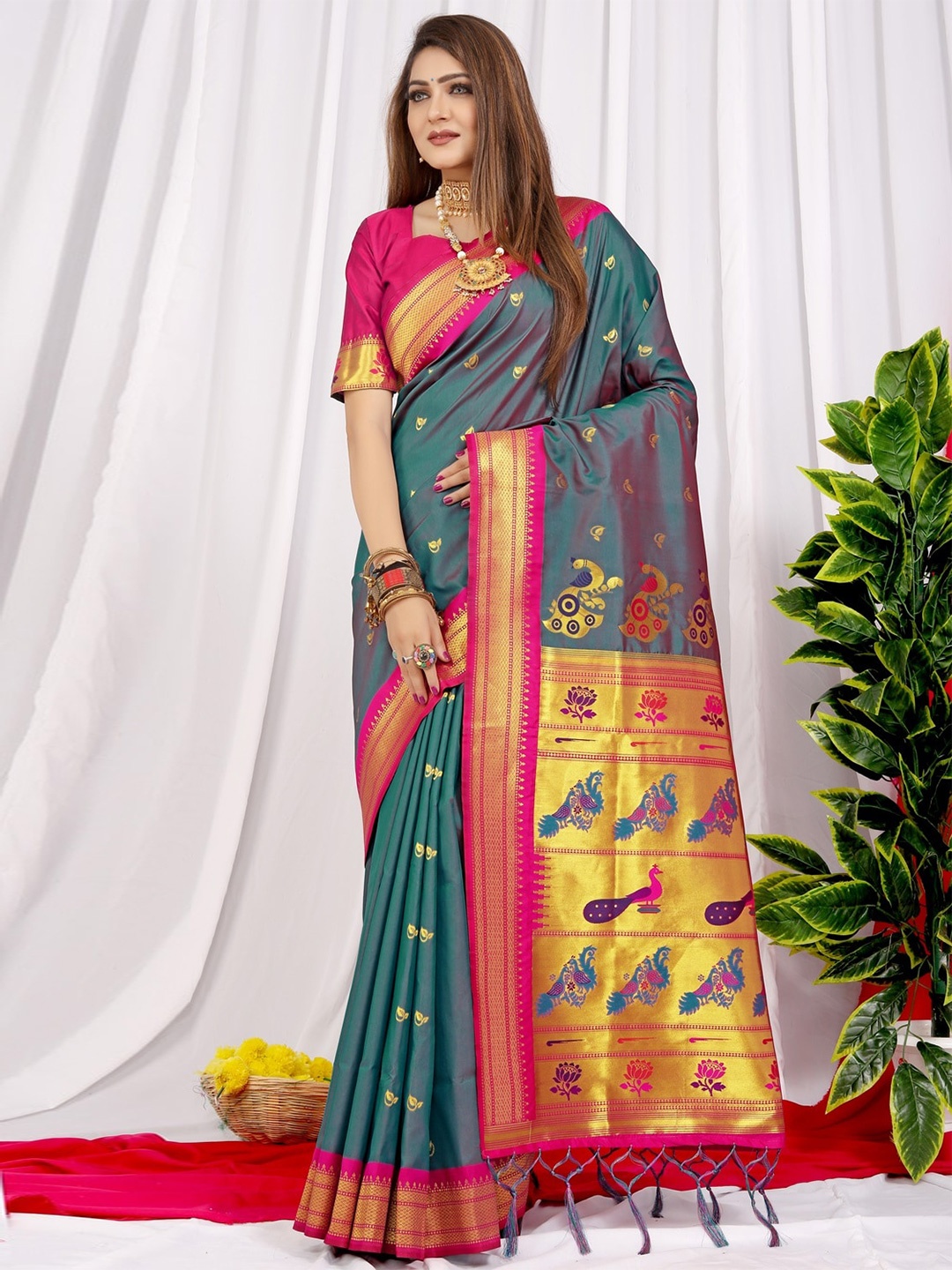 

CANIZZARO Ethnic Motifs Zari Pure Silk Paithani Saree, Teal