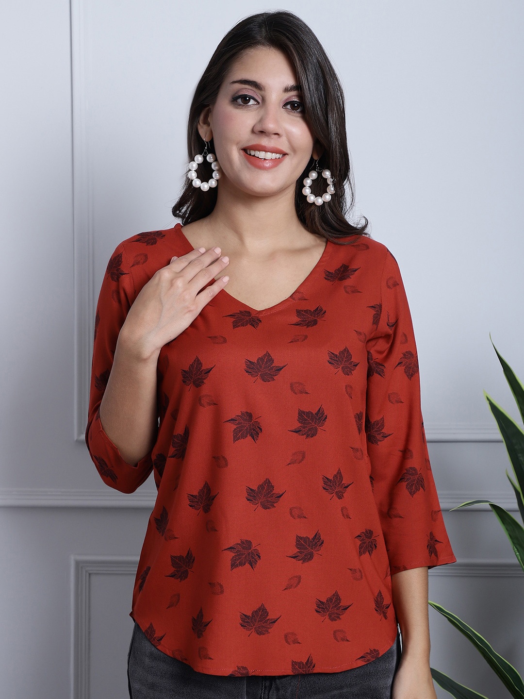 

Grancy Floral Printed V-Neck Block Print Cotton Top, Maroon