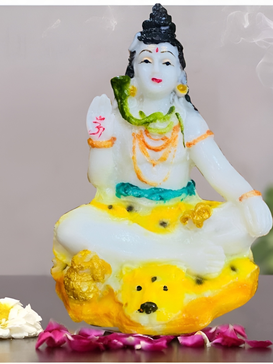 

krishnagallery1 White & Yellow Religious Marble Idol Showpiece
