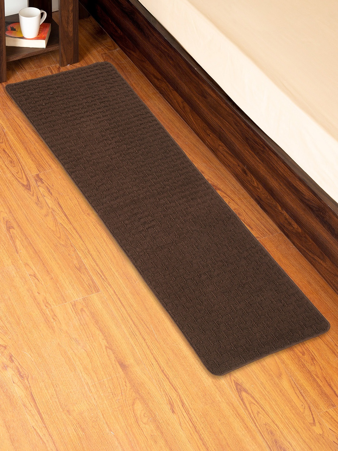 

Home Centre Brown Geometric Printed Carpet