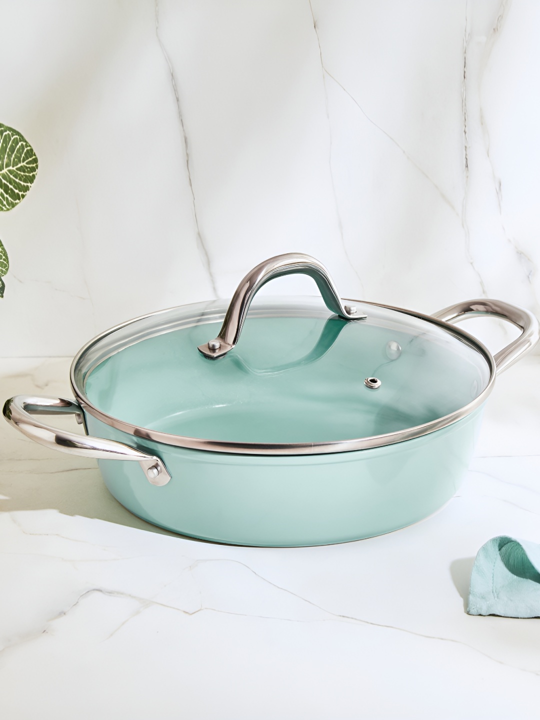 

Home Centre Green Aluminium Kadhai With Lid 2.3 L
