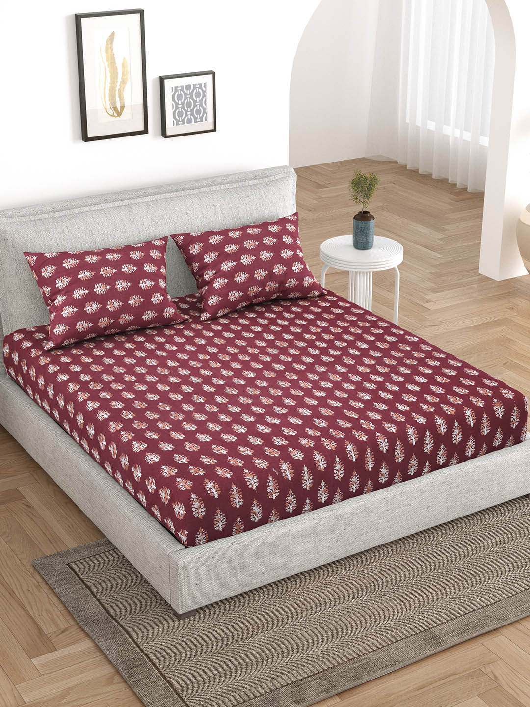 

BELLA CASA Maroon & White Ethnic Motifs Cotton 200 TC King Bedsheet With 2 Pillow Covers