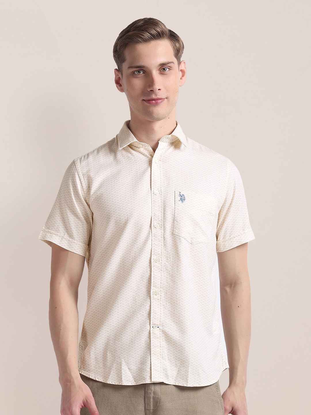 

U.S. Polo Assn. spread collar Short Sleeves Casual Cotton Shirt, Yellow