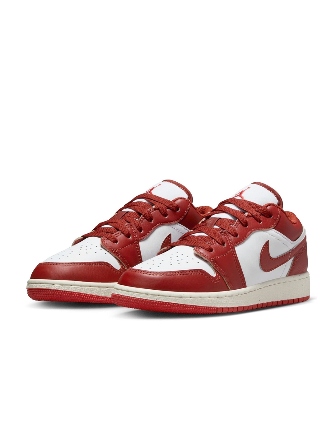 

Nike Boys Air Jordan 1 Low SE Sneakers, White