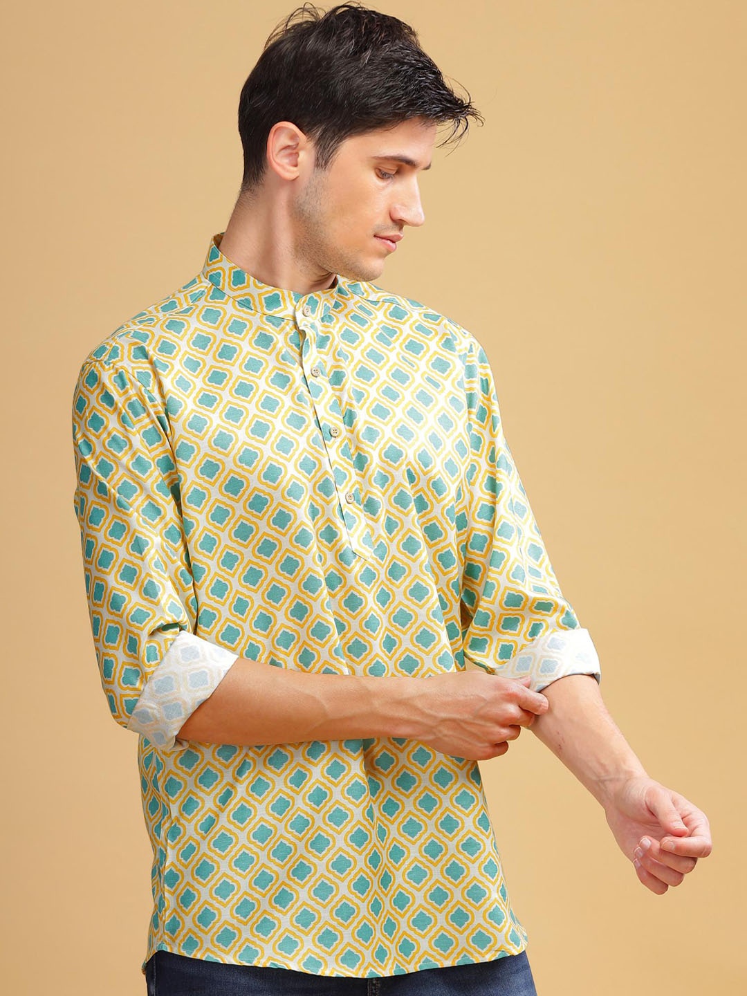 

Anouk Geometric Printed Mandarin Collar Curved Cotton Straight Short Kurta, Yellow
