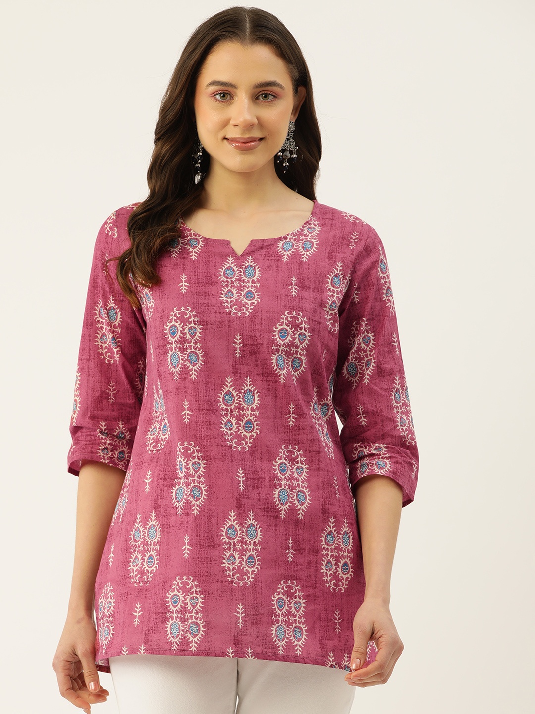 

FERANOID Floral Printed Pure Cotton Kurti, Magenta