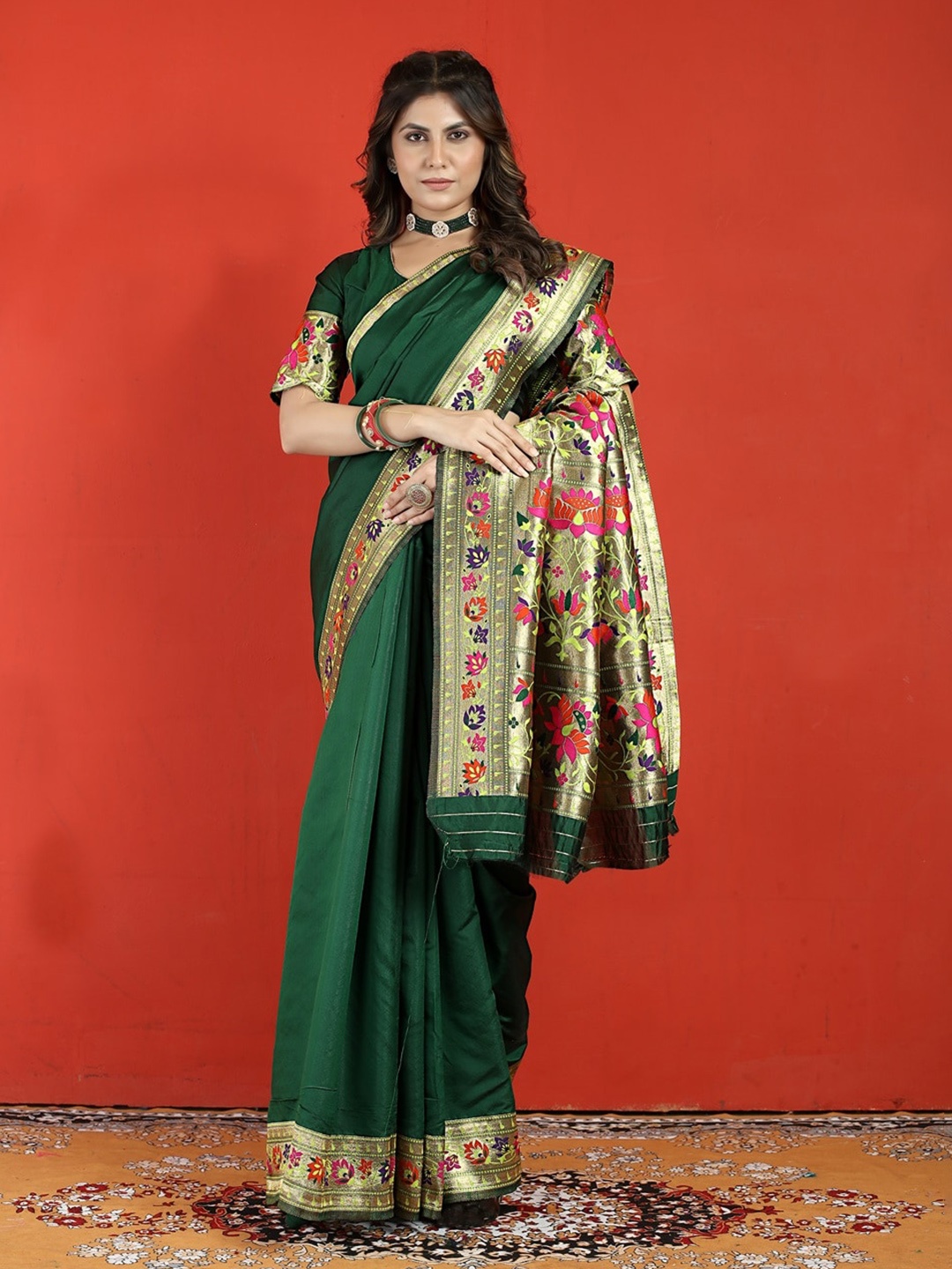 

CANIZZARO Floral Woven Design Pure Silk Paithani Zari Saree, Green