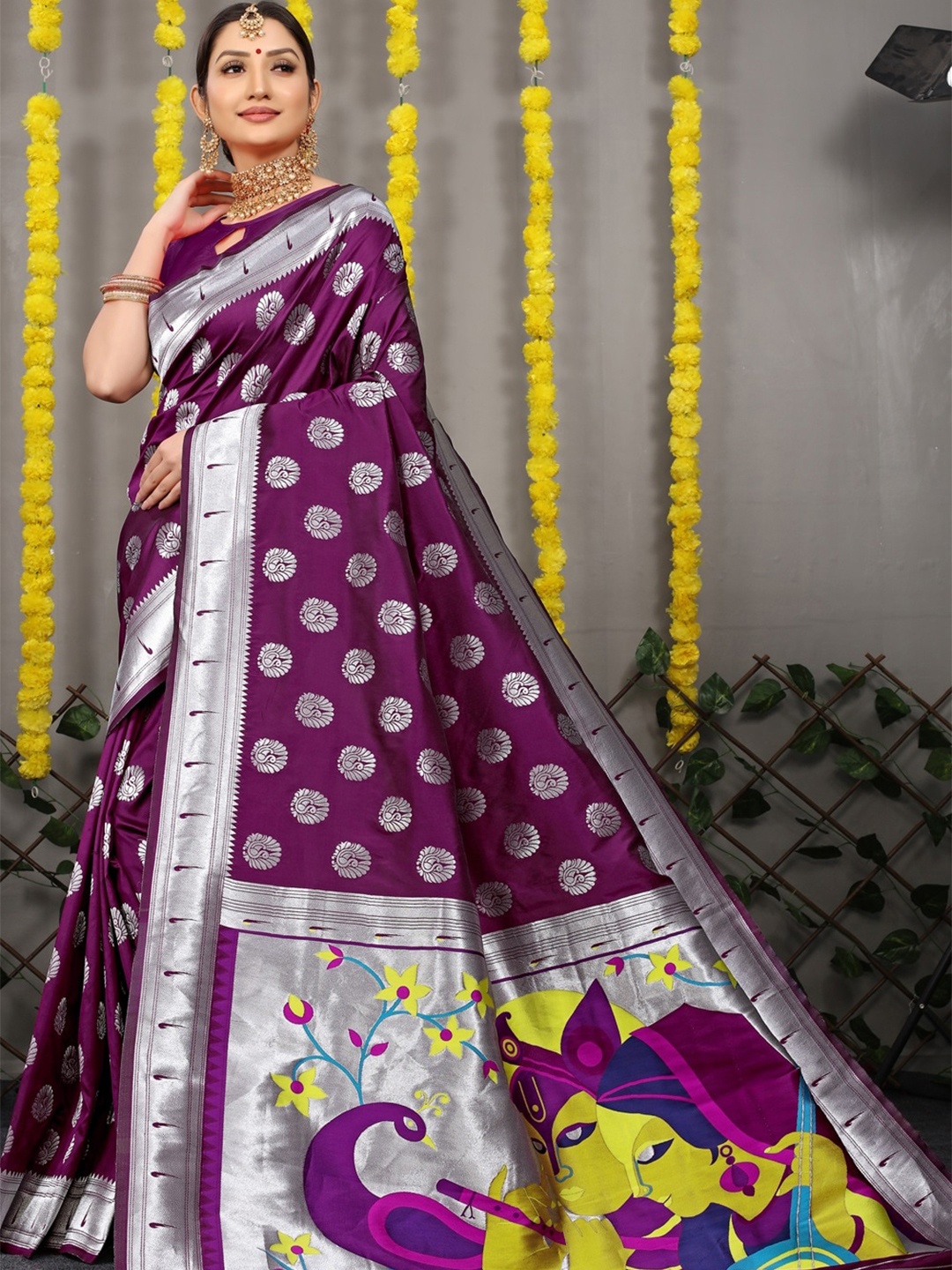 

CANIZZARO Woven Design Ethnic Motifs Zari Pure Silk Paithani Saree, Purple