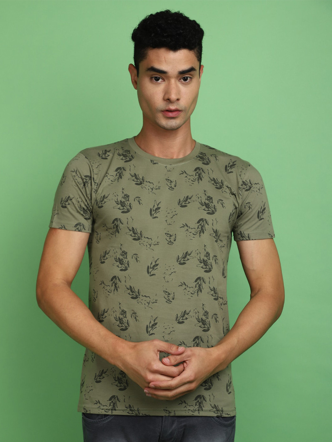 

V-Mart Printed Round Neck Short Sleeves Cotton Fit T-shirt, Green