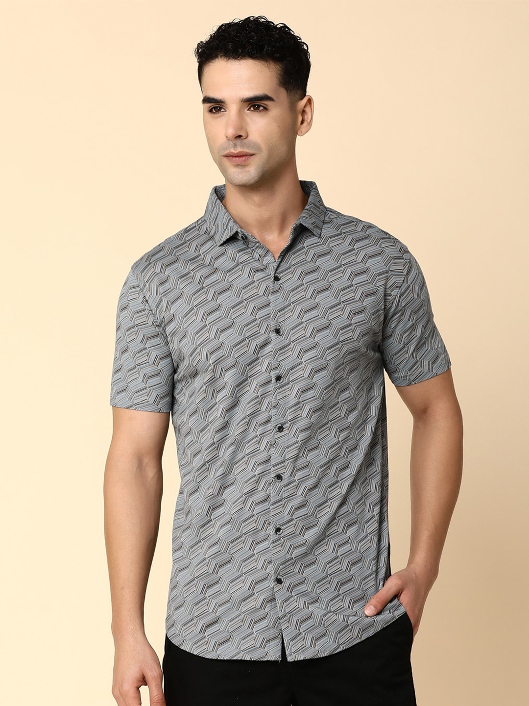 

V-Mart Abstract Printed Opaque Cotton Shirt, Grey