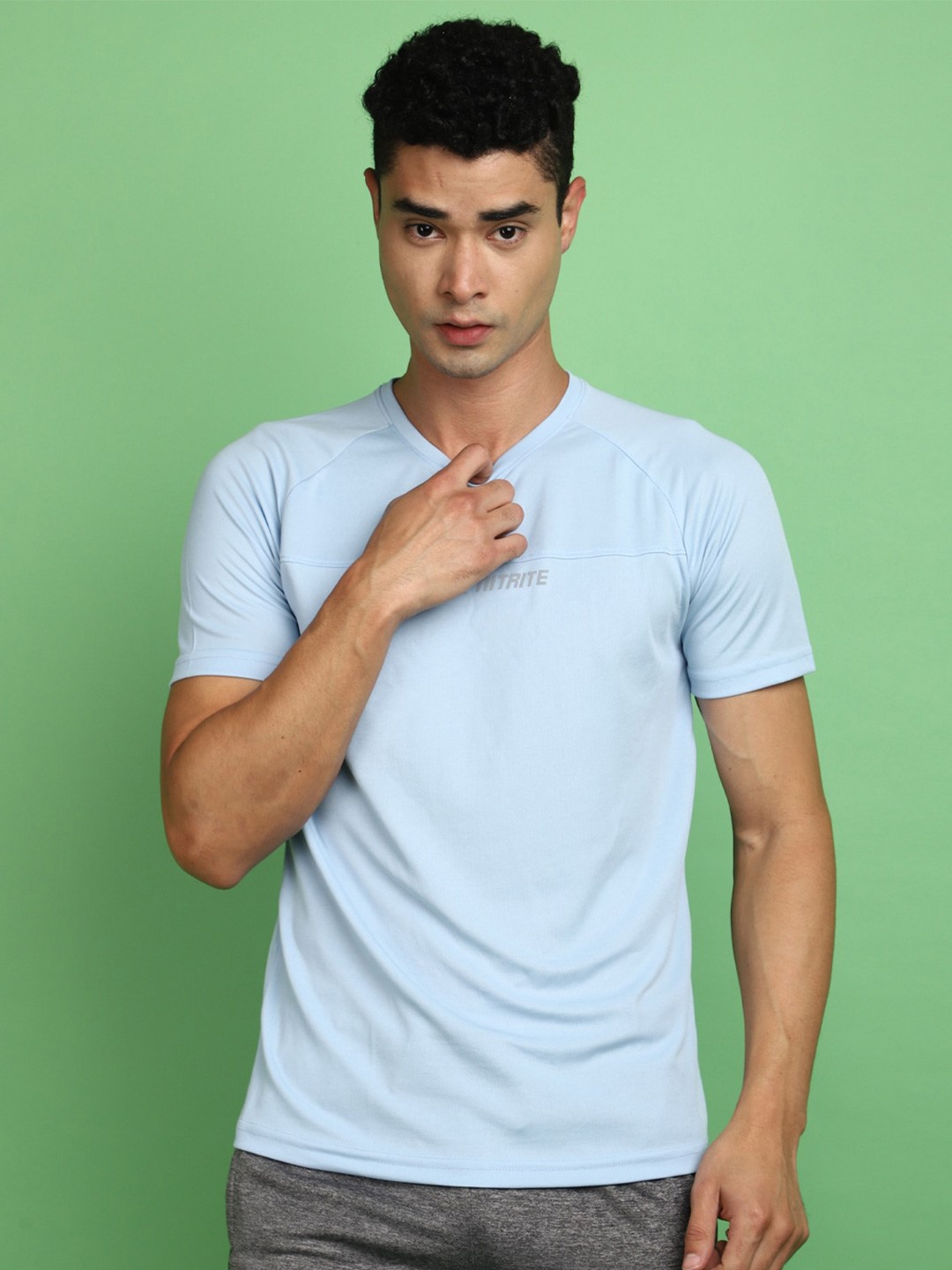 

V-Mart Round Neck Applique Slim Fit T-shirt, Blue