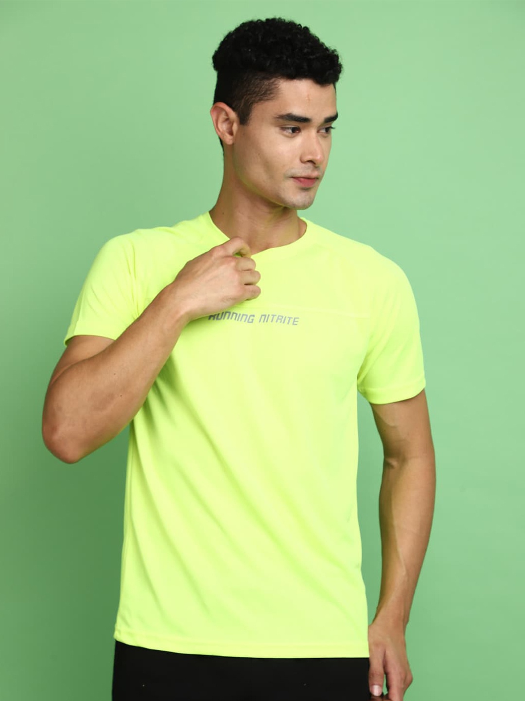 

V-Mart Round Neck Short Sleeves Cotton Slim Fit T-shirt, Green