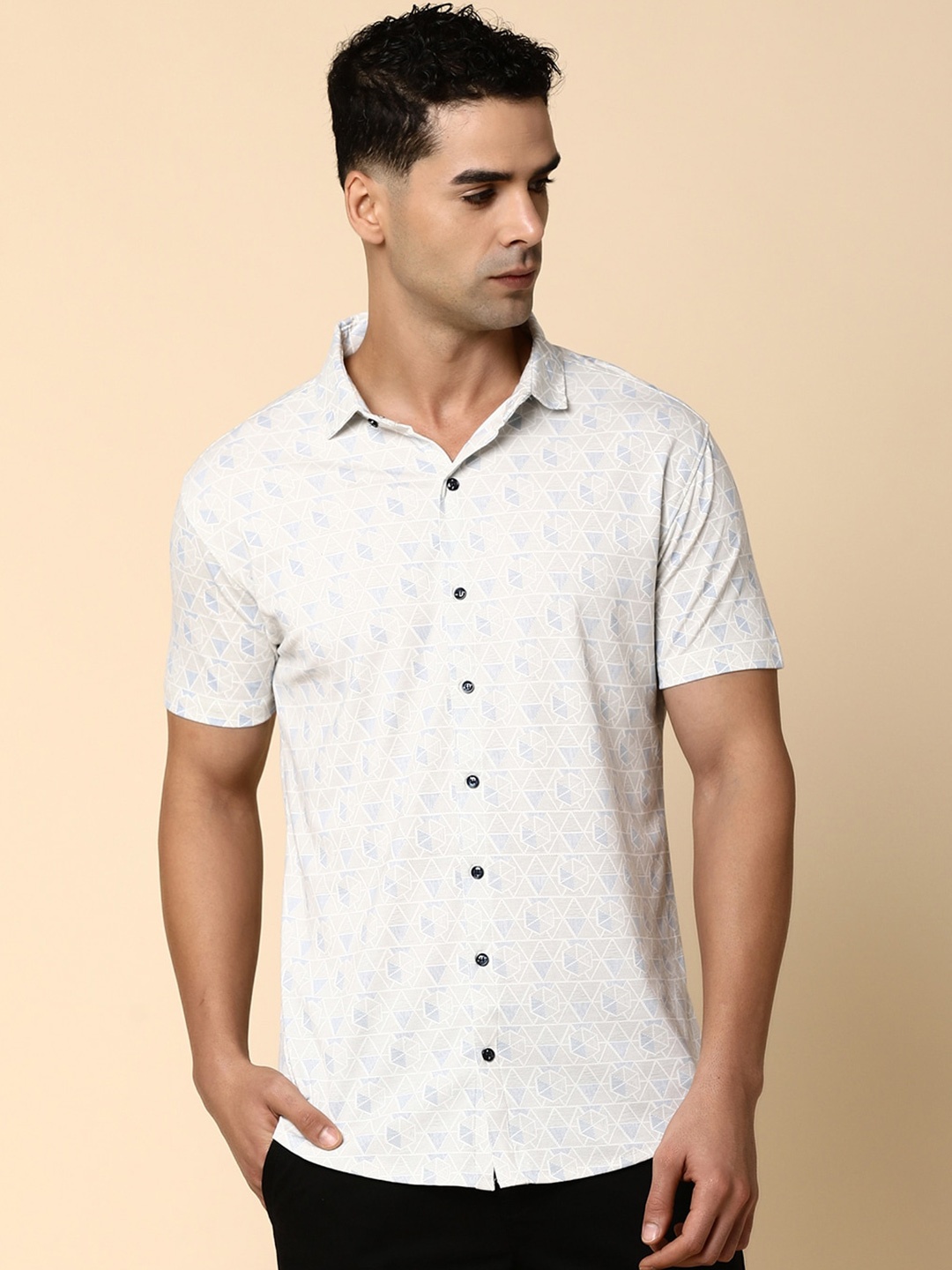 

V-Mart Printed Spread Collar Short Sleeves Cotton Casual Shirt, Off white
