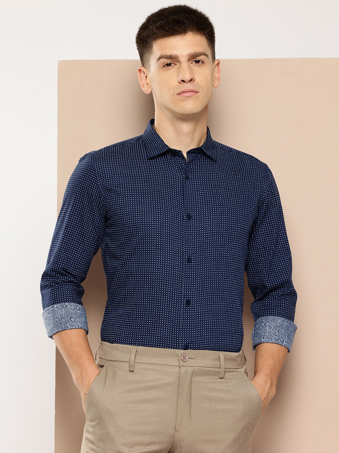 

INVICTUS Pure Cotton Slim Fit Opaque Printed Formal Shirt, Navy blue