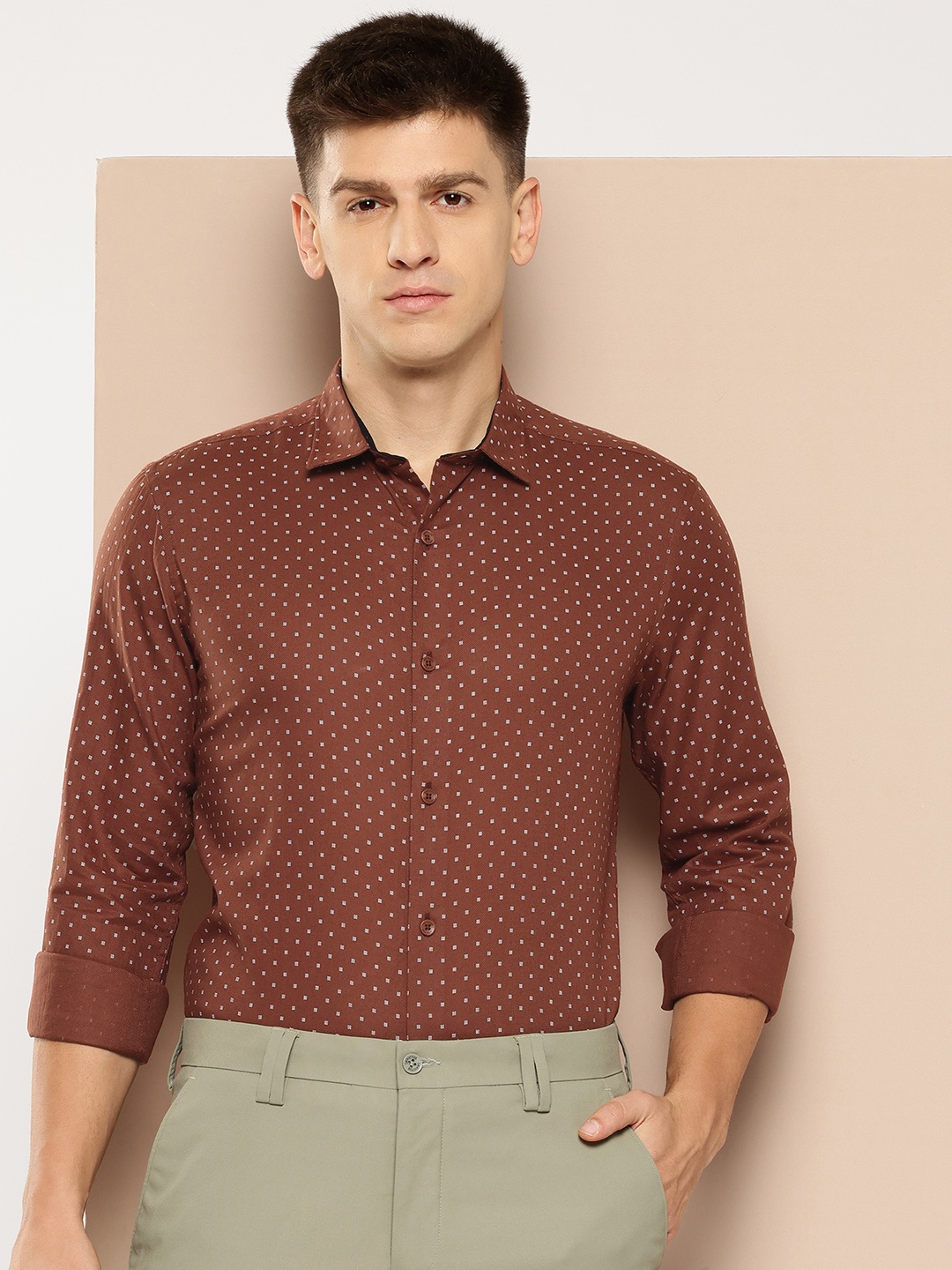 

INVICTUS Pure Cotton Slim Fit Printed Formal Shirt, Brown