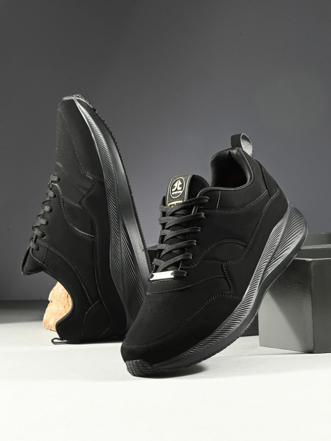 

OFF LIMITS Men Textured Lace-Ups Running Shoes, Black