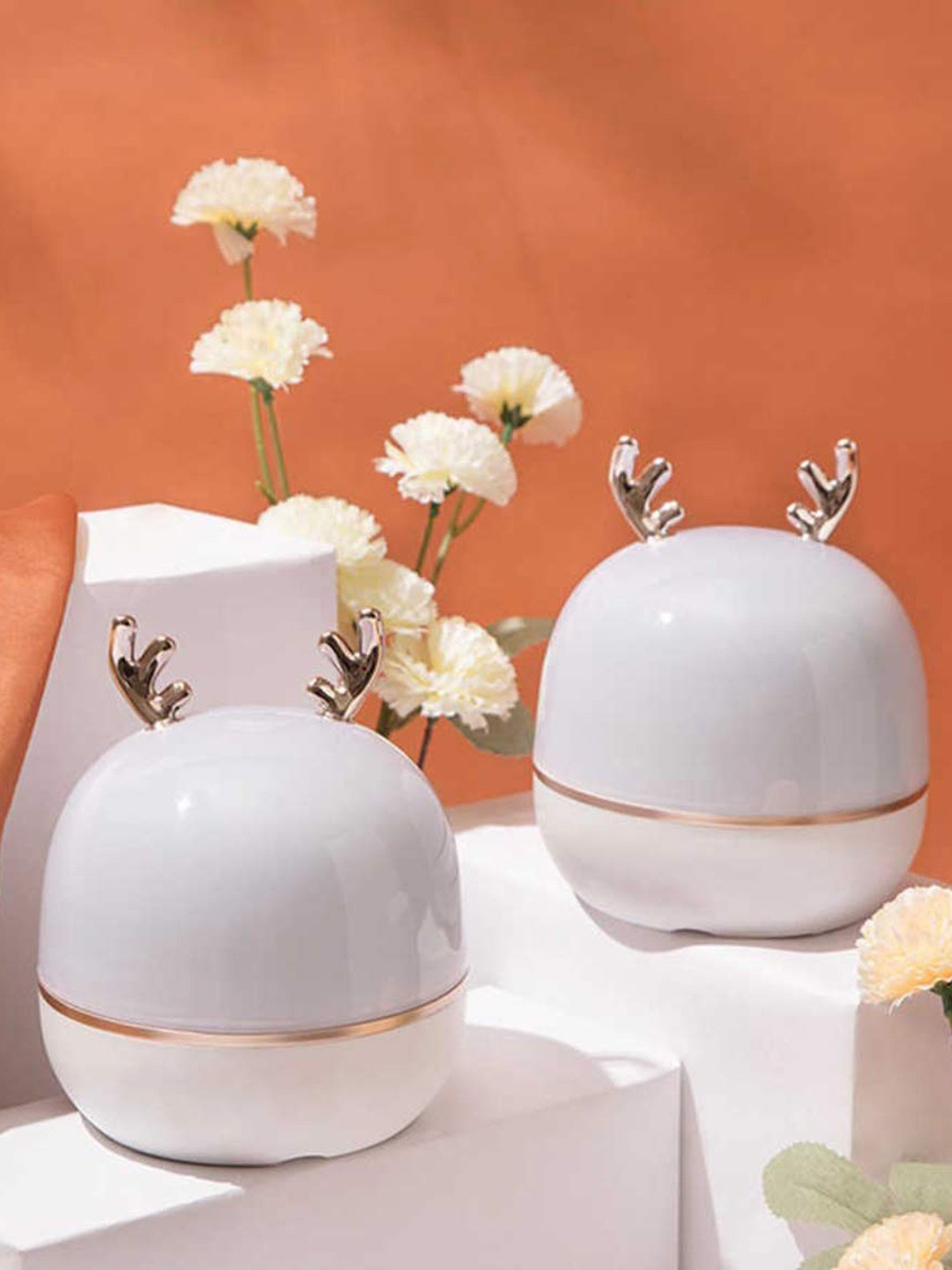 

NYRWANA White Table Lamps